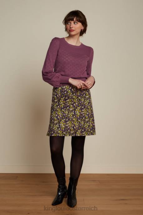 Bekleidung bei King Louie Frauen Bella Glockenärmel-Top mit Herz-Ajour-Motiv kastanienbraunes Rot 8LT089